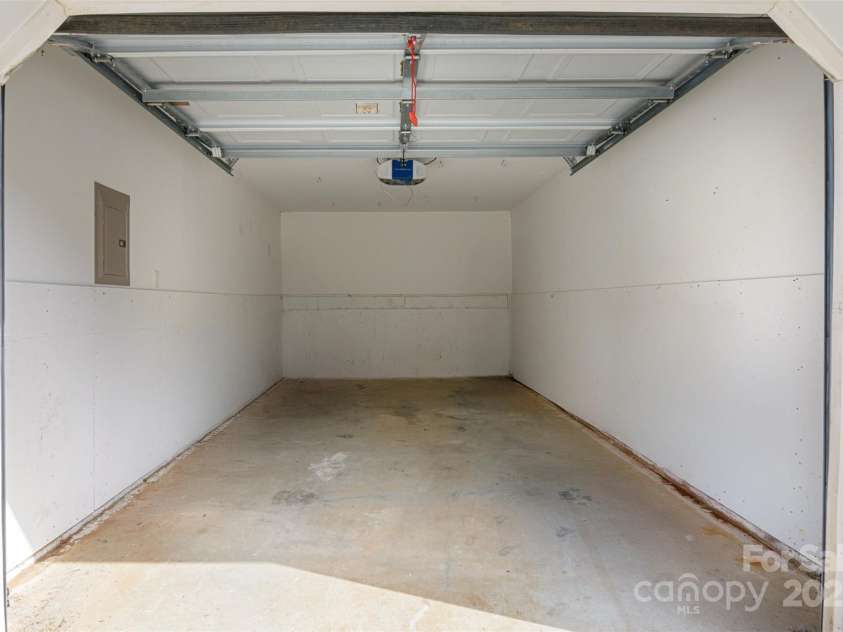 1000 Olde Eastwood Village Boulevard, Asheville, NC 28803.  MLS# CAR4305759, YatesRealty ID 3782. 