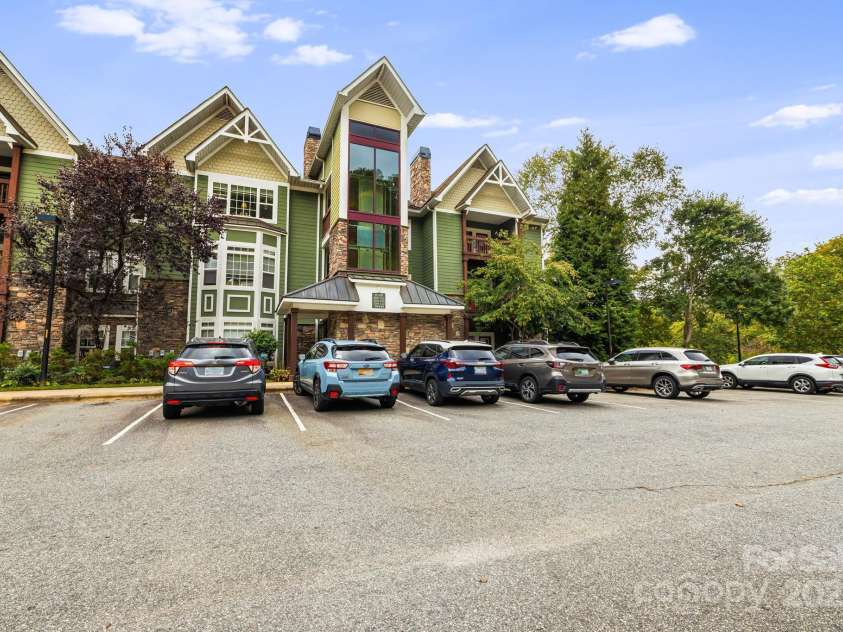 1000 Olde Eastwood Village Boulevard, Asheville, NC 28803.  MLS# CAR4308743, YatesRealty ID 3782. Eastwood Village