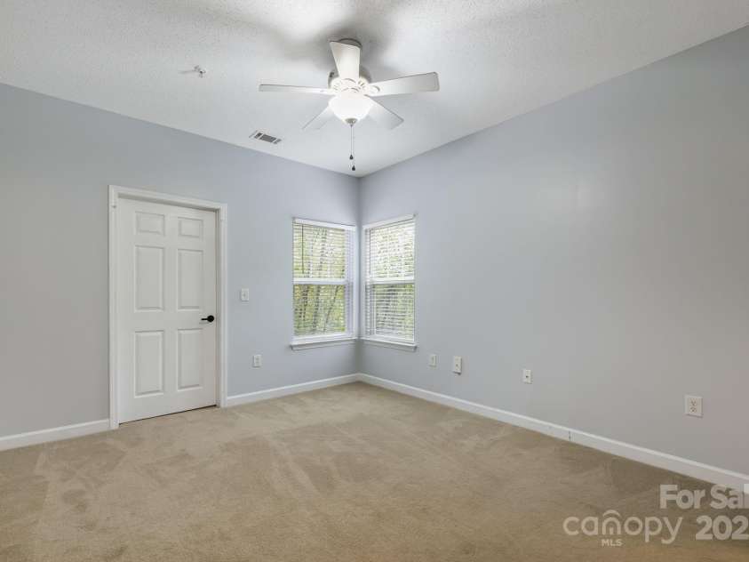 1000 Olde Eastwood Village Boulevard, Asheville, NC 28803.  MLS# CAR4308743, YatesRealty ID 3782. Primary Bedroom
