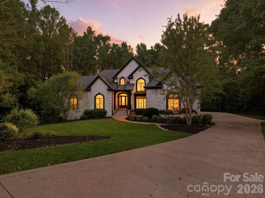 1001 Berwick Court, Marvin, NC 28173.  MLS# CAR4299437, YatesRealty ID 3782. 