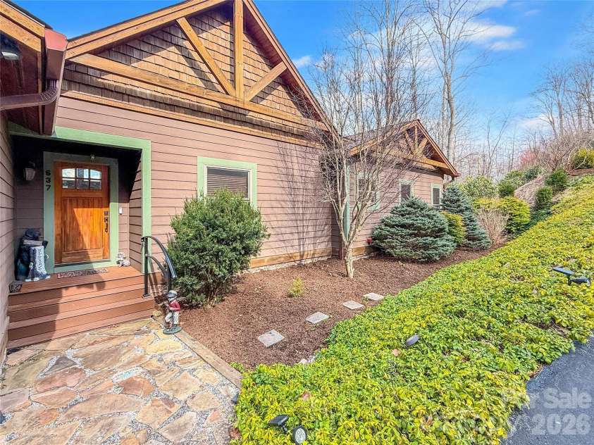 637 Ontario Ridge, Boone, NC 28607.  MLS# CAR4353234, YatesRealty ID 3782. 
