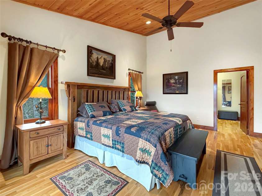 637 Ontario Ridge, Boone, NC 28607.  MLS# CAR4353234, YatesRealty ID 3782. 