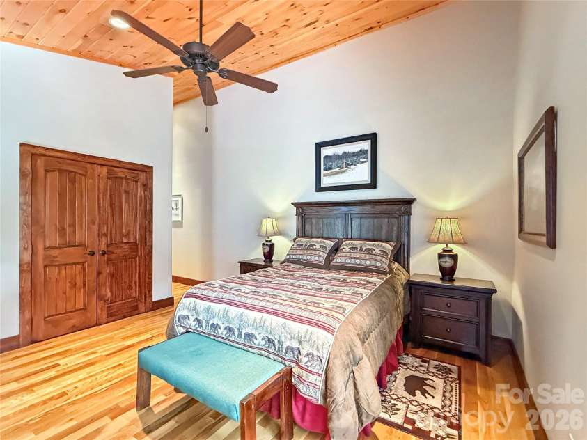 637 Ontario Ridge, Boone, NC 28607.  MLS# CAR4353234, YatesRealty ID 3782. 