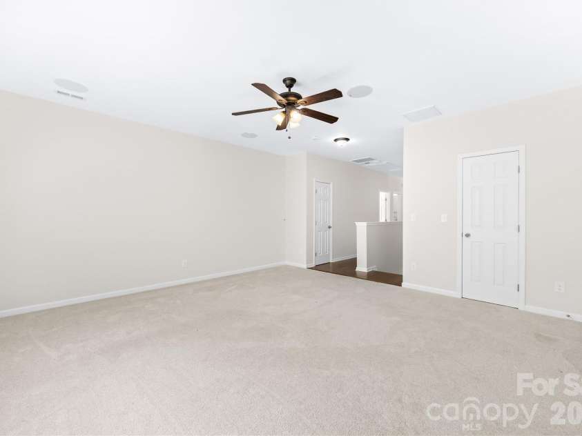 8703 Lake Pines Drive, Cornelius, NC 28031.  MLS# CAR4403233, YatesRealty ID 37820. Bonus