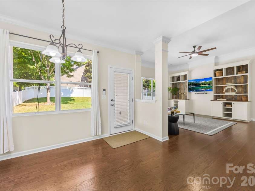 8703 Lake Pines Drive, Cornelius, NC 28031.  MLS# CAR4403233, YatesRealty ID 37820. Breakfast