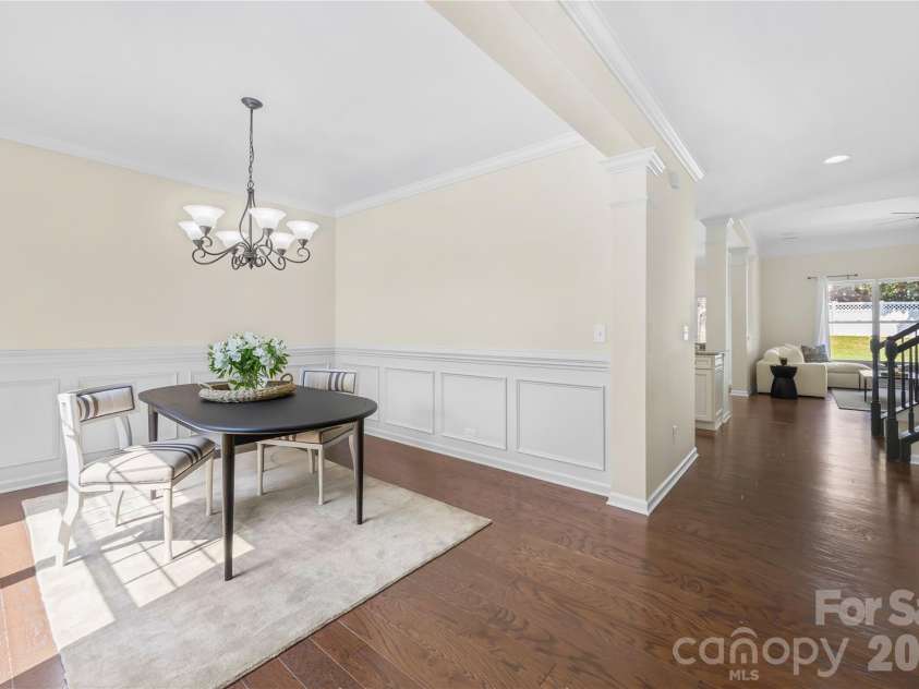 8703 Lake Pines Drive, Cornelius, NC 28031.  MLS# CAR4403233, YatesRealty ID 37820. Dining
