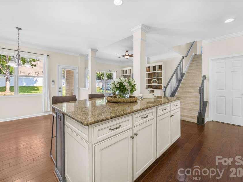 8703 Lake Pines Drive, Cornelius, NC 28031.  MLS# CAR4403233, YatesRealty ID 37820. Kitchen
