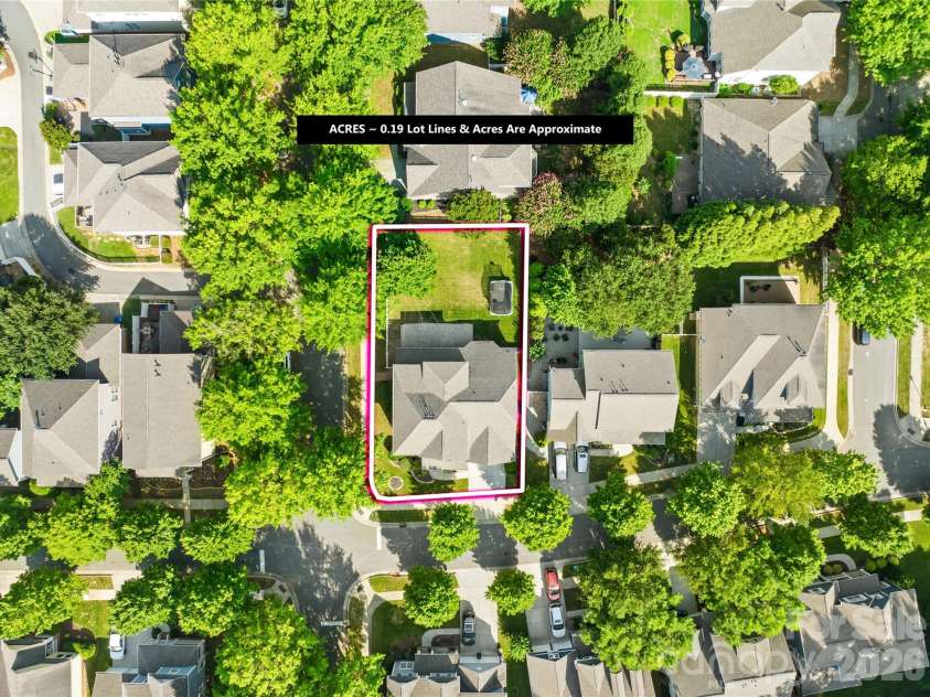 8703 Lake Pines Drive, Cornelius, NC 28031.  MLS# CAR4403233, YatesRealty ID 37820. Lot Location