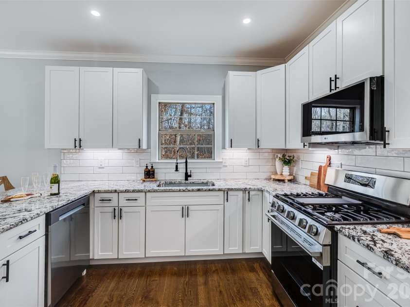 3408 Araglin Drive, Gastonia, NC 28056.  MLS# CAR4341797, YatesRealty ID 37826. 