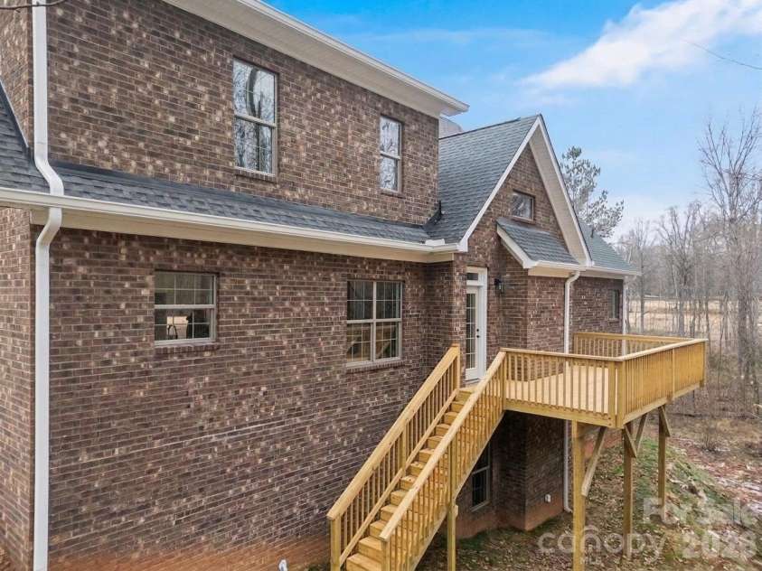 3408 Araglin Drive, Gastonia, NC 28056.  MLS# CAR4341797, YatesRealty ID 37826. 