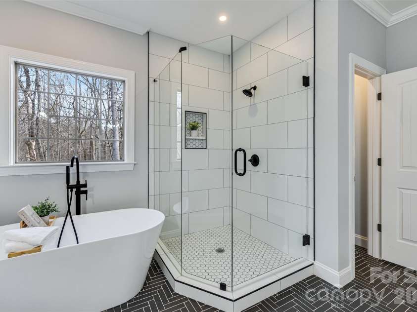 3408 Araglin Drive, Gastonia, NC 28056.  MLS# CAR4341797, YatesRealty ID 37826. 