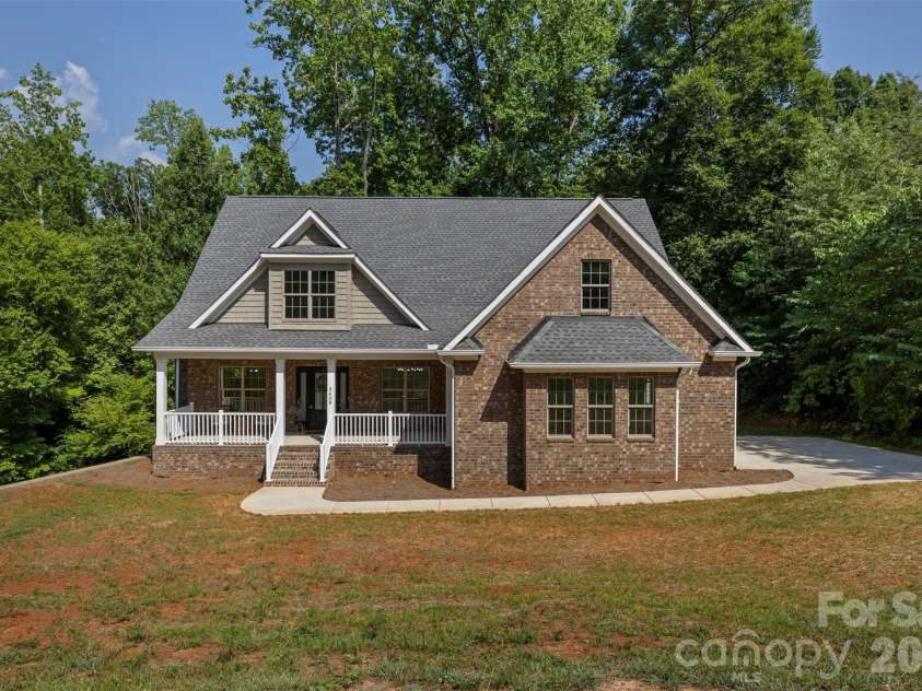 3408 Araglin Drive, Gastonia, NC 28056.  MLS# CAR4341797, YatesRealty ID 37826. 