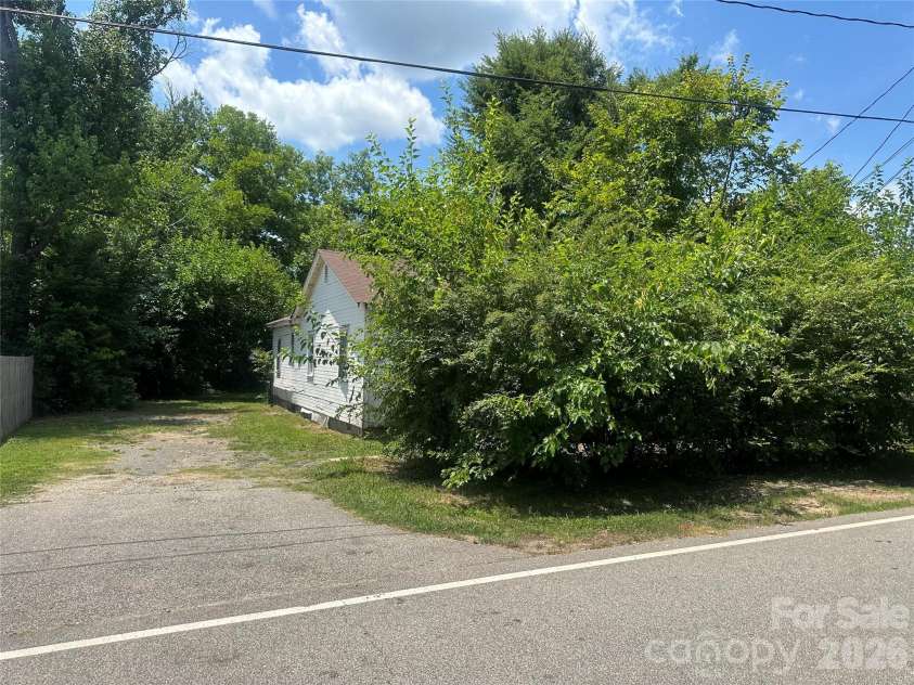 238 Cornelius Drive, Rock Hill, SC 29730.  MLS# CAR4403784, YatesRealty ID 37827. 