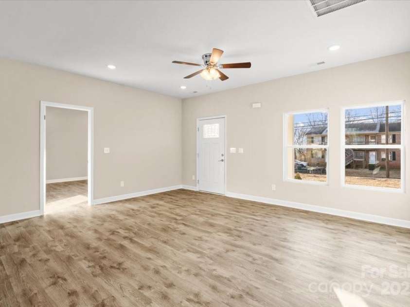 801 Long Street, Salisbury, NC 28144.  MLS# CAR4211943, YatesRealty ID 3783. 