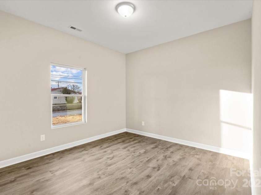 801 Long Street, Salisbury, NC 28144.  MLS# CAR4211943, YatesRealty ID 3783. 