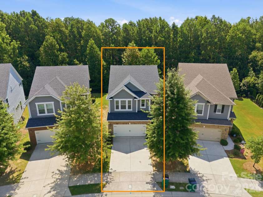 11731 Clems Branch Drive, Charlotte, NC 28277.  MLS# CAR4388483, YatesRealty ID 37831. 