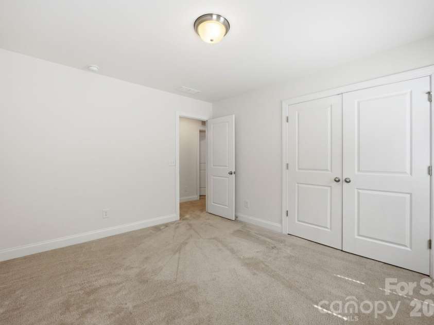 11731 Clems Branch Drive, Charlotte, NC 28277.  MLS# CAR4388483, YatesRealty ID 37831. 