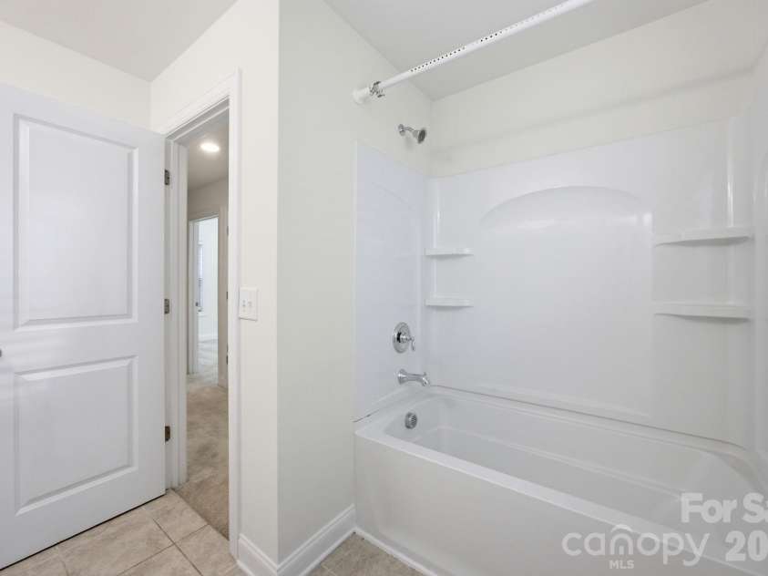 11731 Clems Branch Drive, Charlotte, NC 28277.  MLS# CAR4388483, YatesRealty ID 37831. 