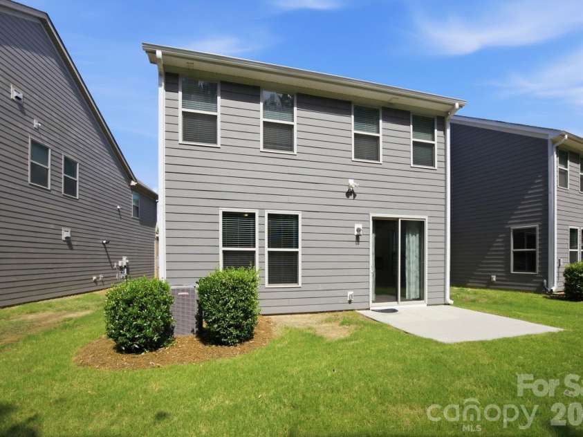 11731 Clems Branch Drive, Charlotte, NC 28277.  MLS# CAR4388483, YatesRealty ID 37831. 