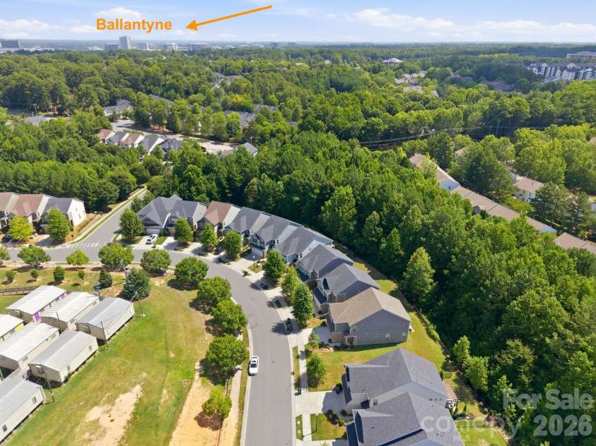 11731 Clems Branch Drive, Charlotte, NC 28277.  MLS# CAR4388483, YatesRealty ID 37831. 