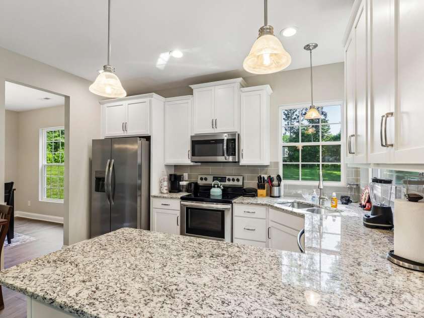 207 Barra Drive, Waxhaw, NC 28173.  MLS# CAR4396353, YatesRealty ID 37833. 