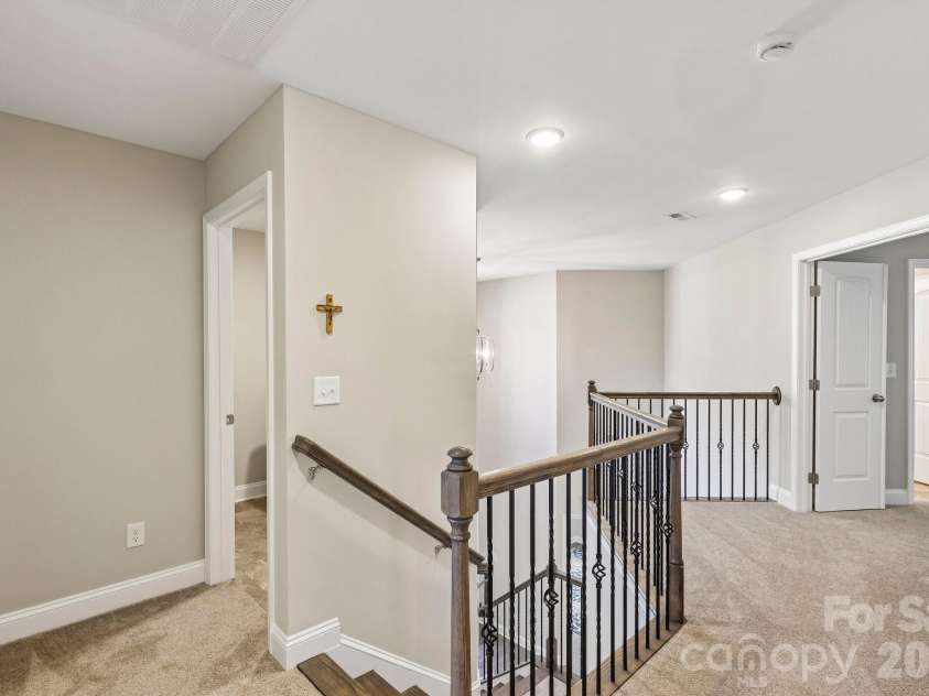 207 Barra Drive, Waxhaw, NC 28173.  MLS# CAR4396353, YatesRealty ID 37833. 