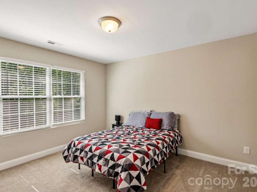 207 Barra Drive, Waxhaw, NC 28173.  MLS# CAR4396353, YatesRealty ID 37833. 