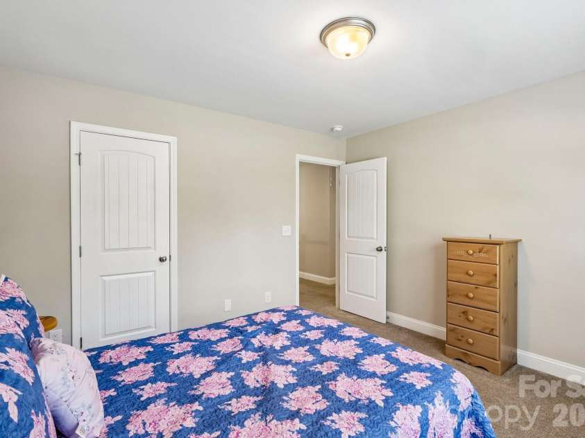 207 Barra Drive, Waxhaw, NC 28173.  MLS# CAR4396353, YatesRealty ID 37833. 
