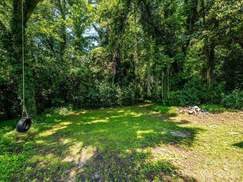 44 Fenix Drive, Concord, NC 28025.  MLS# CAR4405389, YatesRealty ID 37836. 