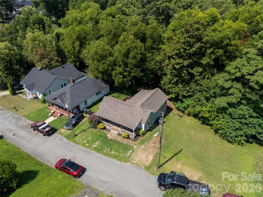44 Fenix Drive, Concord, NC 28025.  MLS# CAR4405389, YatesRealty ID 37836. 