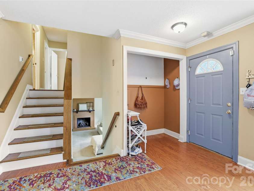 6337 Welford Road, Charlotte, NC 28211.  MLS# CAR4404459, YatesRealty ID 37839. 
