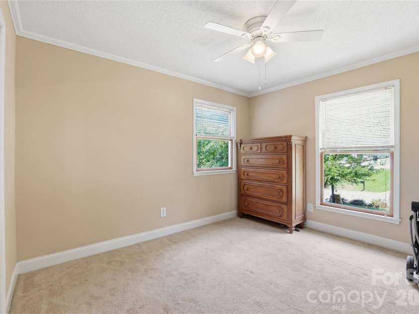 6337 Welford Road, Charlotte, NC 28211.  MLS# CAR4404459, YatesRealty ID 37839. 
