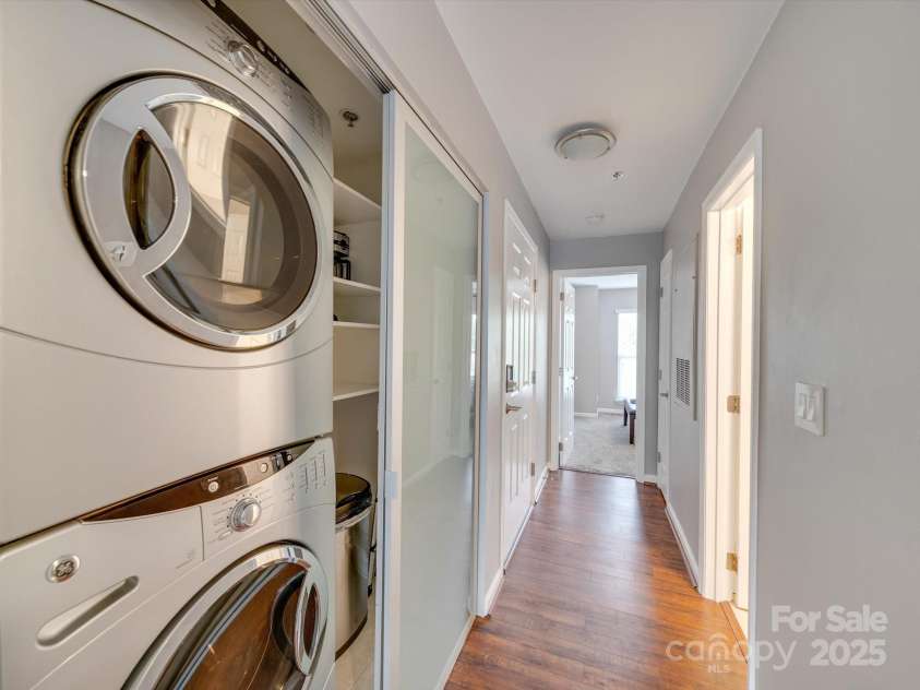 517 Graham Street, Charlotte, NC 28202.  MLS# CAR4247930, YatesRealty ID 3784. Let's go down the hall, Laundry Closet