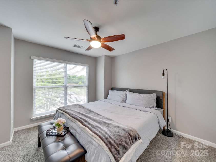 517 Graham Street, Charlotte, NC 28202.  MLS# CAR4247930, YatesRealty ID 3784. Primary Bedroom