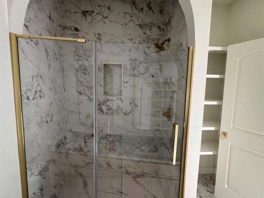 641 Knollwood Circle, Albemarle, NC 28001.  MLS# CAR4405399, YatesRealty ID 37840. Owner Bathroom