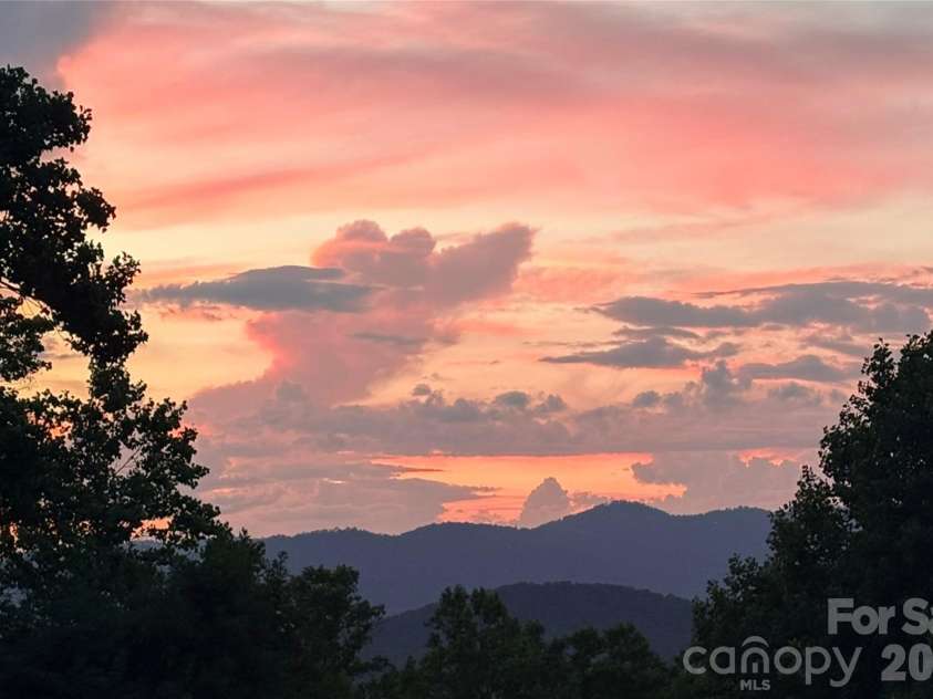 121 Stonecrest Drive, Asheville, NC 28803.  MLS# CAR4404285, YatesRealty ID 37842. Mountain Views
