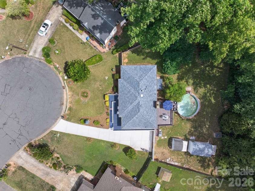 6507 Paleface Place, Charlotte, NC 28214.  MLS# CAR4405415, YatesRealty ID 37843. 