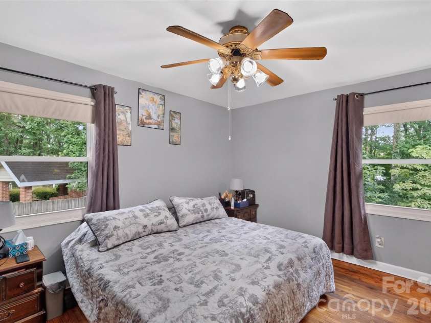 6507 Paleface Place, Charlotte, NC 28214.  MLS# CAR4405415, YatesRealty ID 37843. 