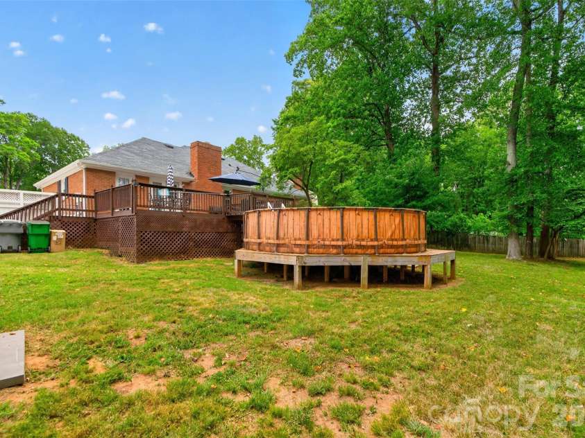 6507 Paleface Place, Charlotte, NC 28214.  MLS# CAR4405415, YatesRealty ID 37843. 