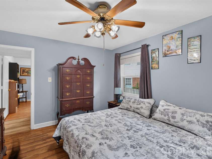 6507 Paleface Place, Charlotte, NC 28214.  MLS# CAR4405415, YatesRealty ID 37843. 