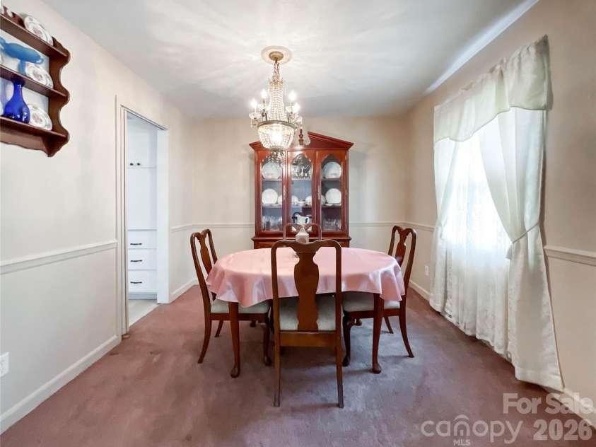 6507 Paleface Place, Charlotte, NC 28214.  MLS# CAR4425542, YatesRealty ID 37843. 