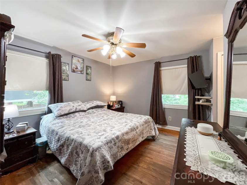 6507 Paleface Place, Charlotte, NC 28214.  MLS# CAR4425542, YatesRealty ID 37843. 