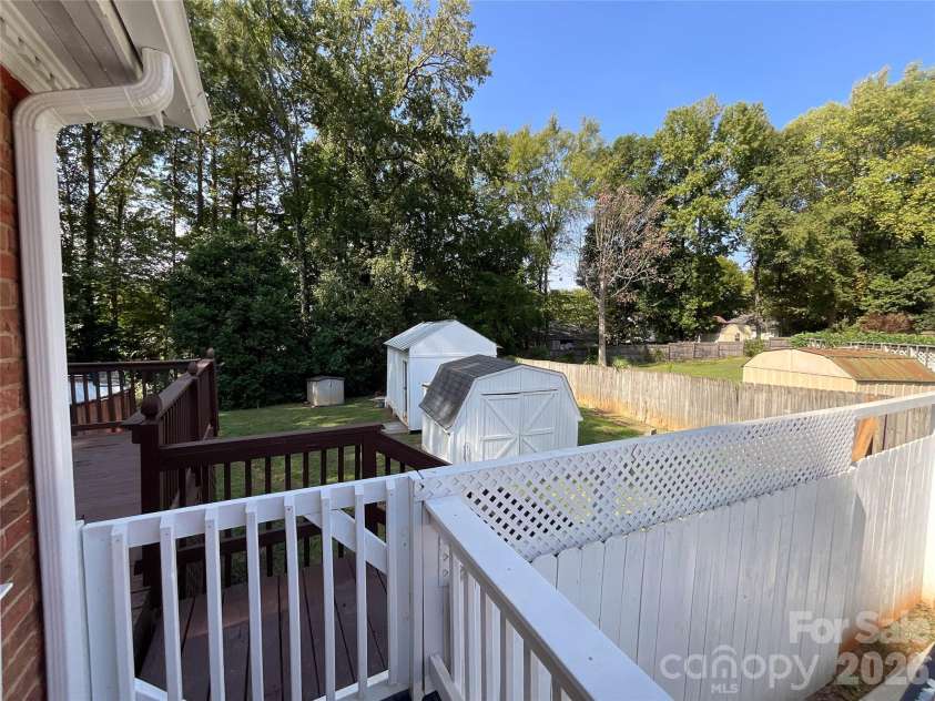 6507 Paleface Place, Charlotte, NC 28214.  MLS# CAR4425542, YatesRealty ID 37843. 