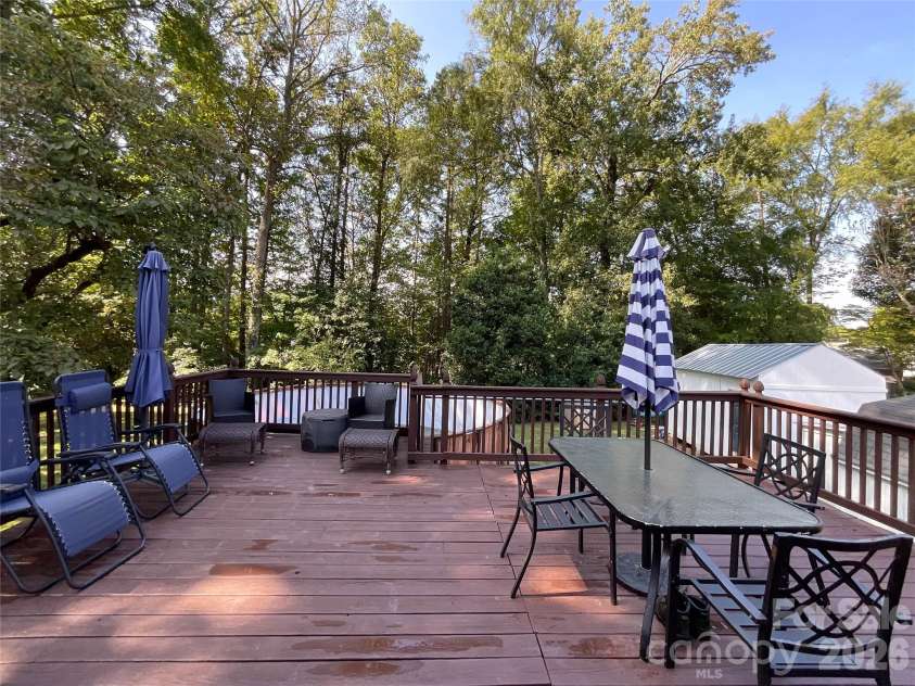 6507 Paleface Place, Charlotte, NC 28214.  MLS# CAR4425542, YatesRealty ID 37843. 