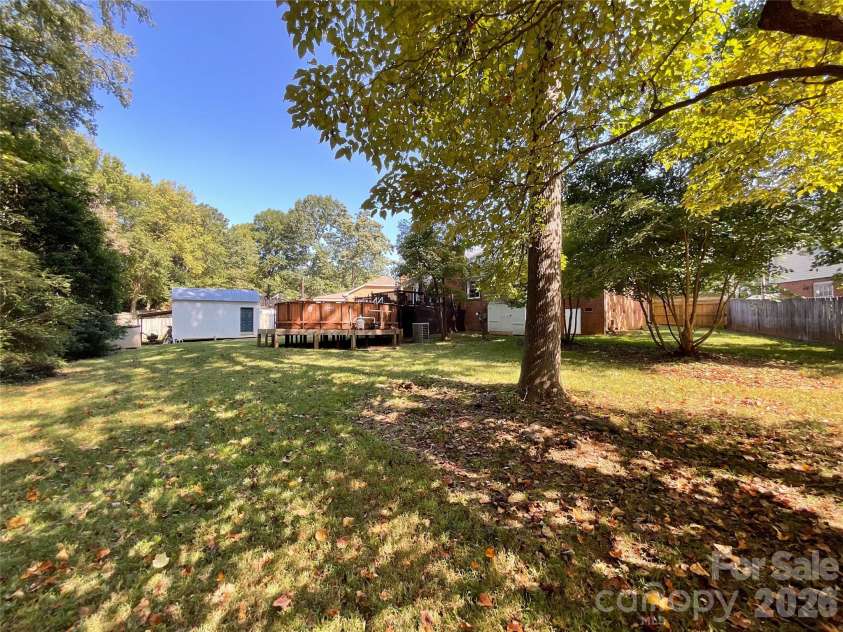 6507 Paleface Place, Charlotte, NC 28214.  MLS# CAR4425542, YatesRealty ID 37843. 