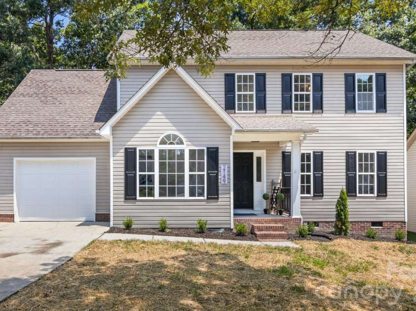 2149 Charles Towne Court, Kannapolis, NC 28083.  MLS# CAR4405408, YatesRealty ID 37845. 