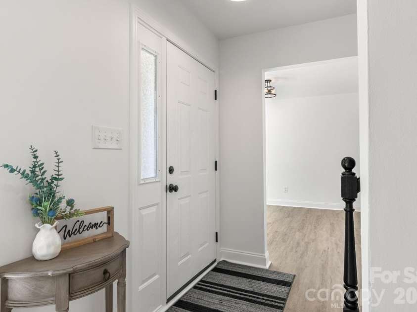 2149 Charles Towne Court, Kannapolis, NC 28083.  MLS# CAR4405408, YatesRealty ID 37845. 