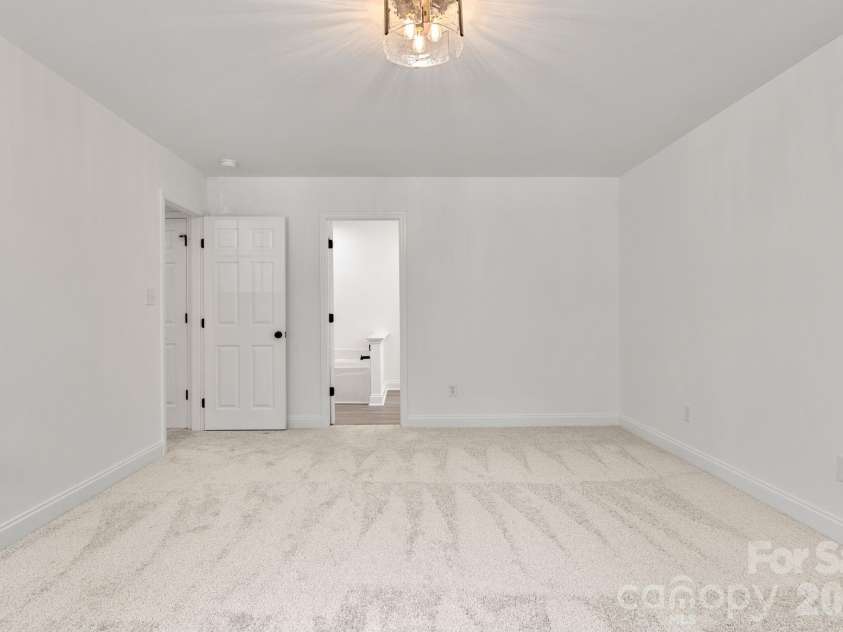2149 Charles Towne Court, Kannapolis, NC 28083.  MLS# CAR4405408, YatesRealty ID 37845. 
