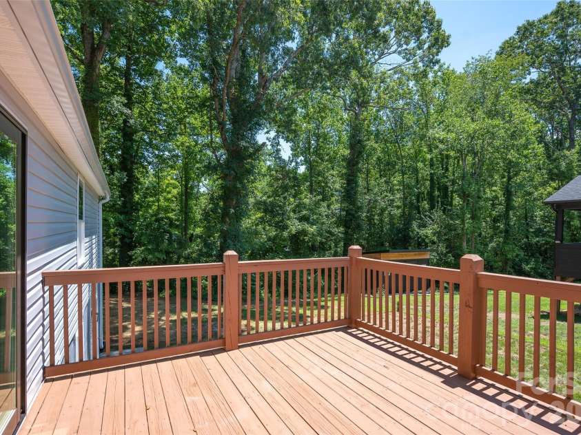 126 39th Avenue Court, Hickory, NC 28601.  MLS# CAR4405295, YatesRealty ID 37847. Entertaining deck.