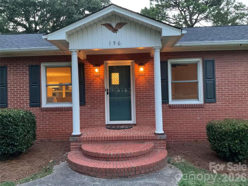 136 Gum Branch Road, Charlotte, NC 28214.  MLS# CAR4405461, YatesRealty ID 37848. 